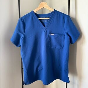 FIGS Technical Collection Blue Scrub Top, size M